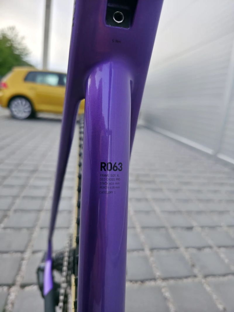 Gravel Canyon Inflite CF SL 8 Carbon Sram Rival AXS 2024 - velikost XL