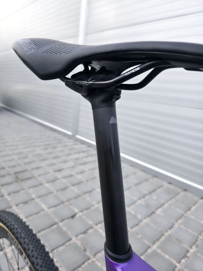 Gravel Canyon Inflite CF SL 8 Carbon Sram Rival AXS 2024 - velikost XL