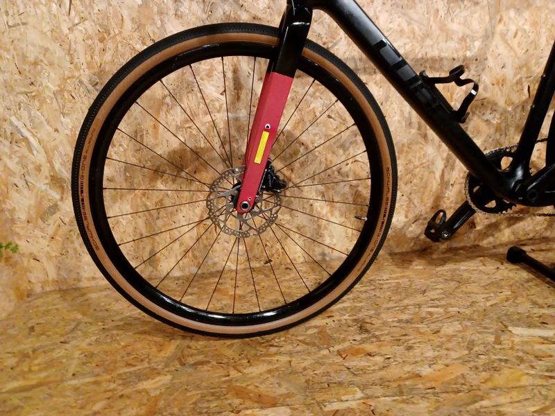 Gravel kolo CUBE NUROAD C:62 PRO carbon´n´red, velikost rámu L