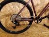 Gravel kolo NUROAD SLX 2026 molotov´n´black, velikost rámu M