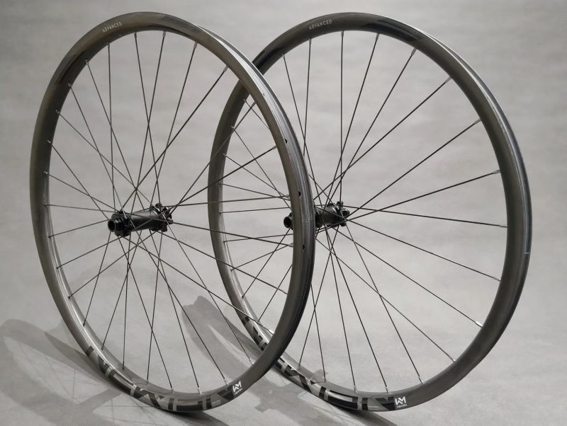 Newmen Advanced SL X.A.30 / X.A.25 - carbon (1350g)