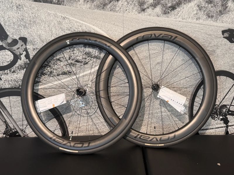 Zapletená kola Roval Rapide CL III