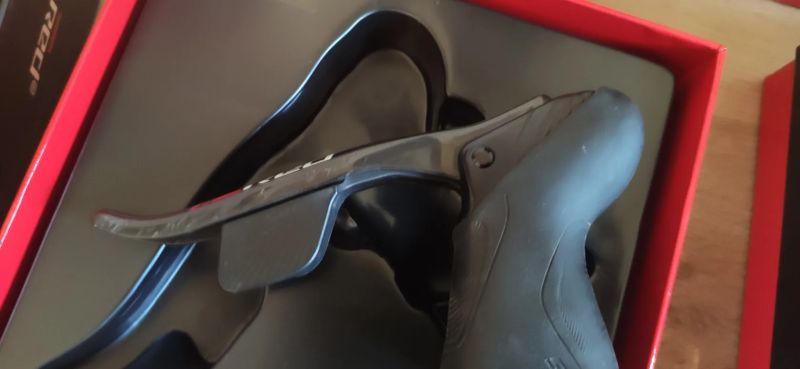 Elektronická sada SRAM Red eTap 11s (bezdrátová, ráfková verze)