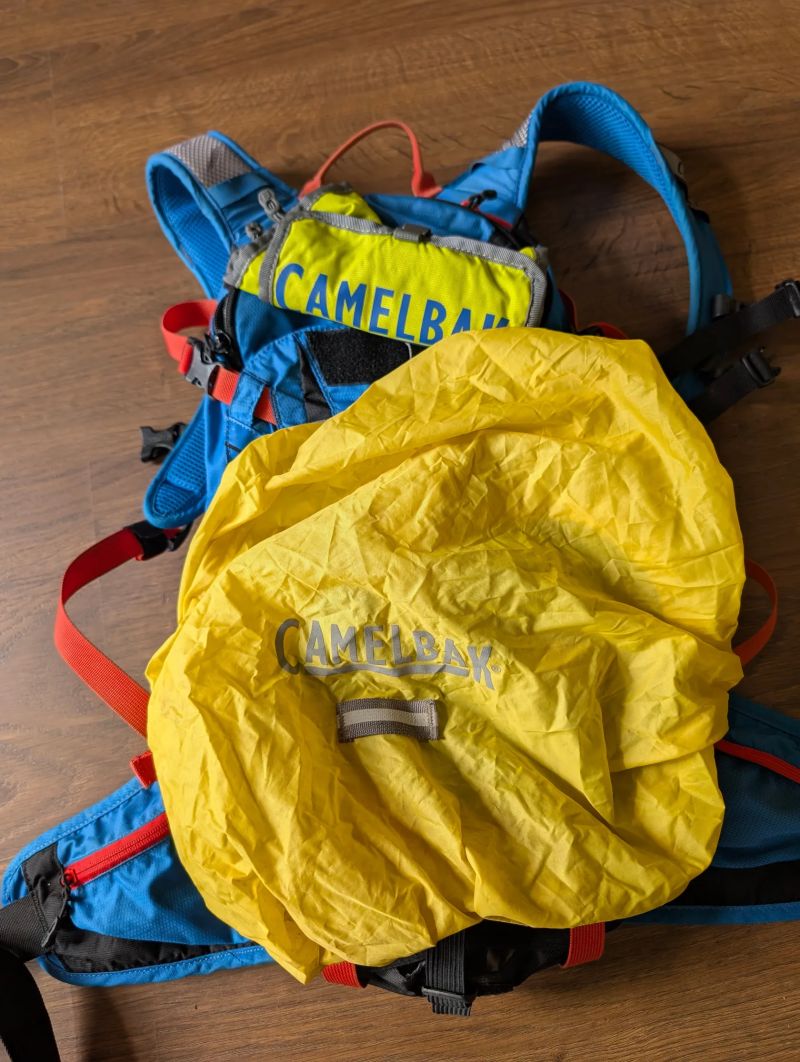 Camelbak Kudu 12 s chráničem páteře