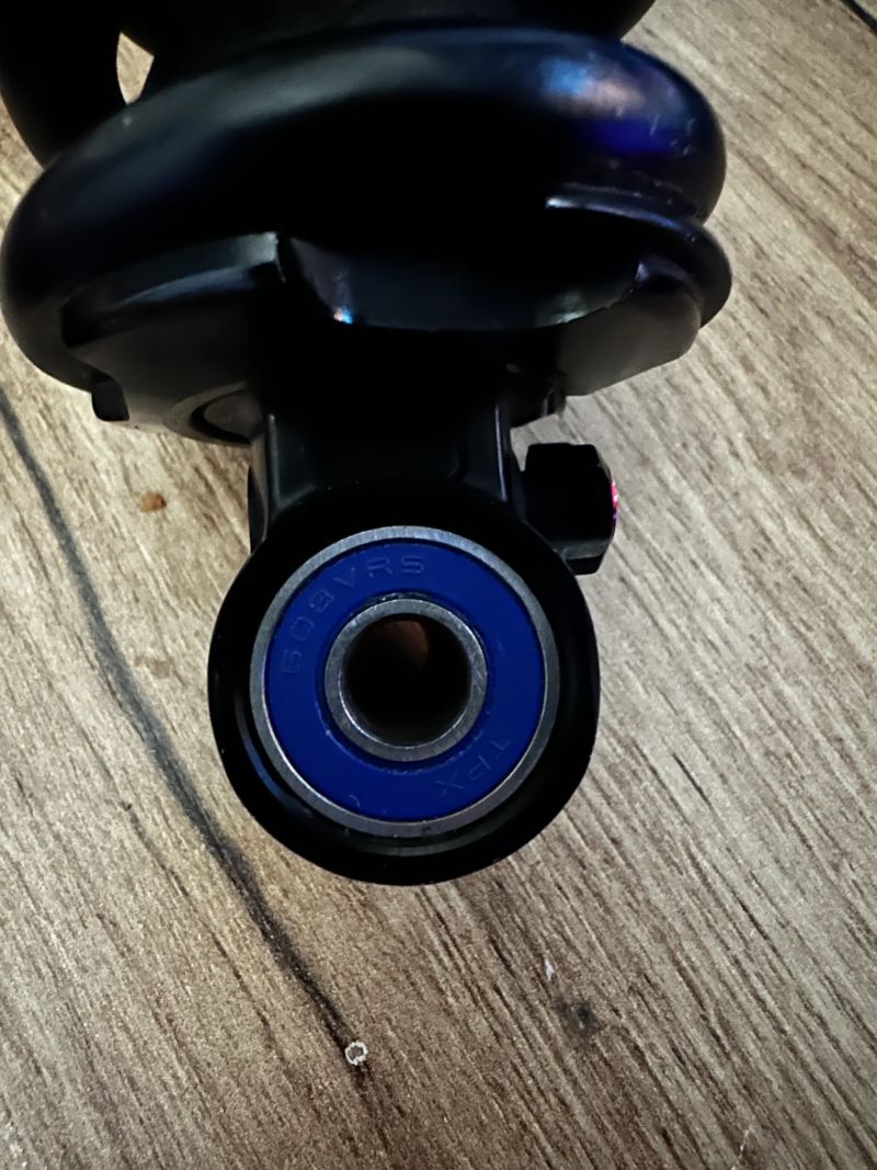 Rock Shox super deluxe + (230x57,5).