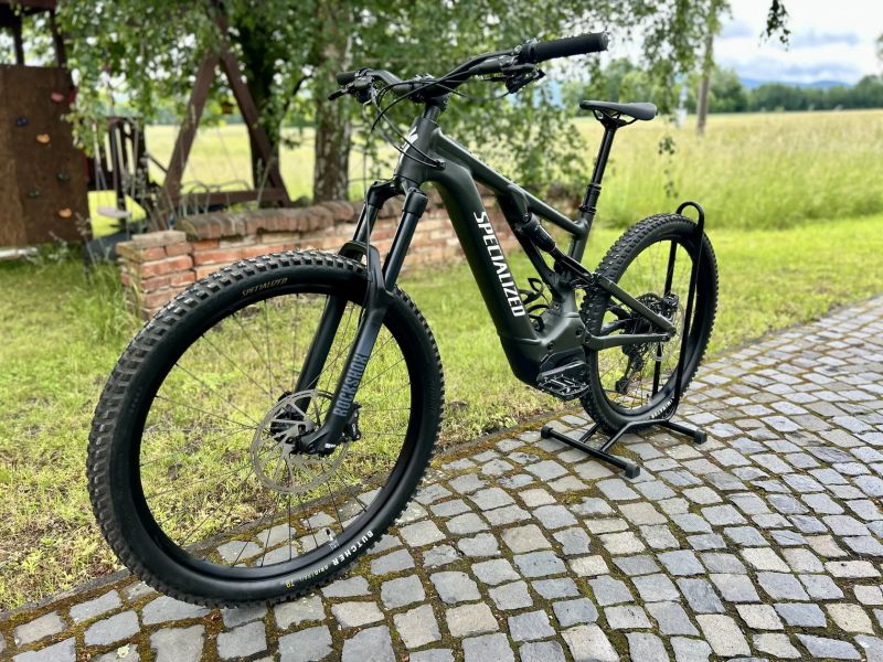 Specialized Turbo Levo 3 Alloy L - 2025 jen 630 km!