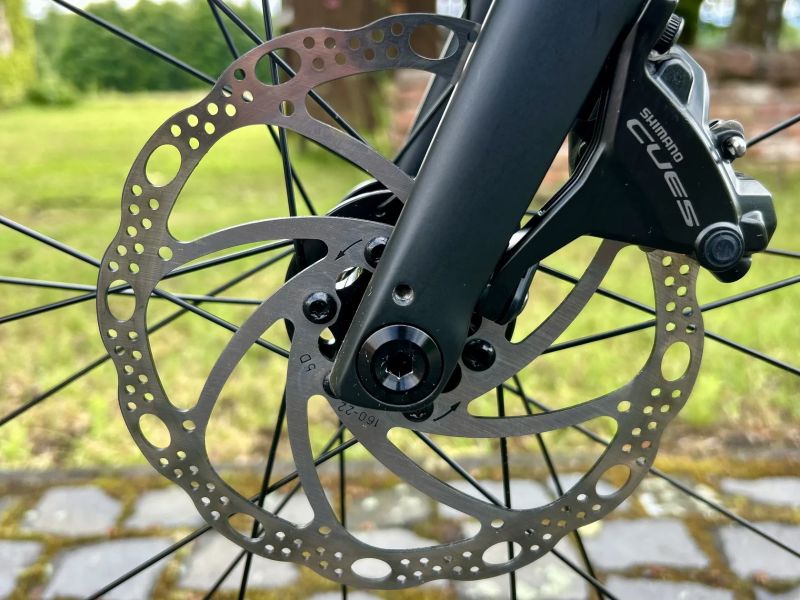 Specialized Allez E5 2026 vel 52 jen 50km!