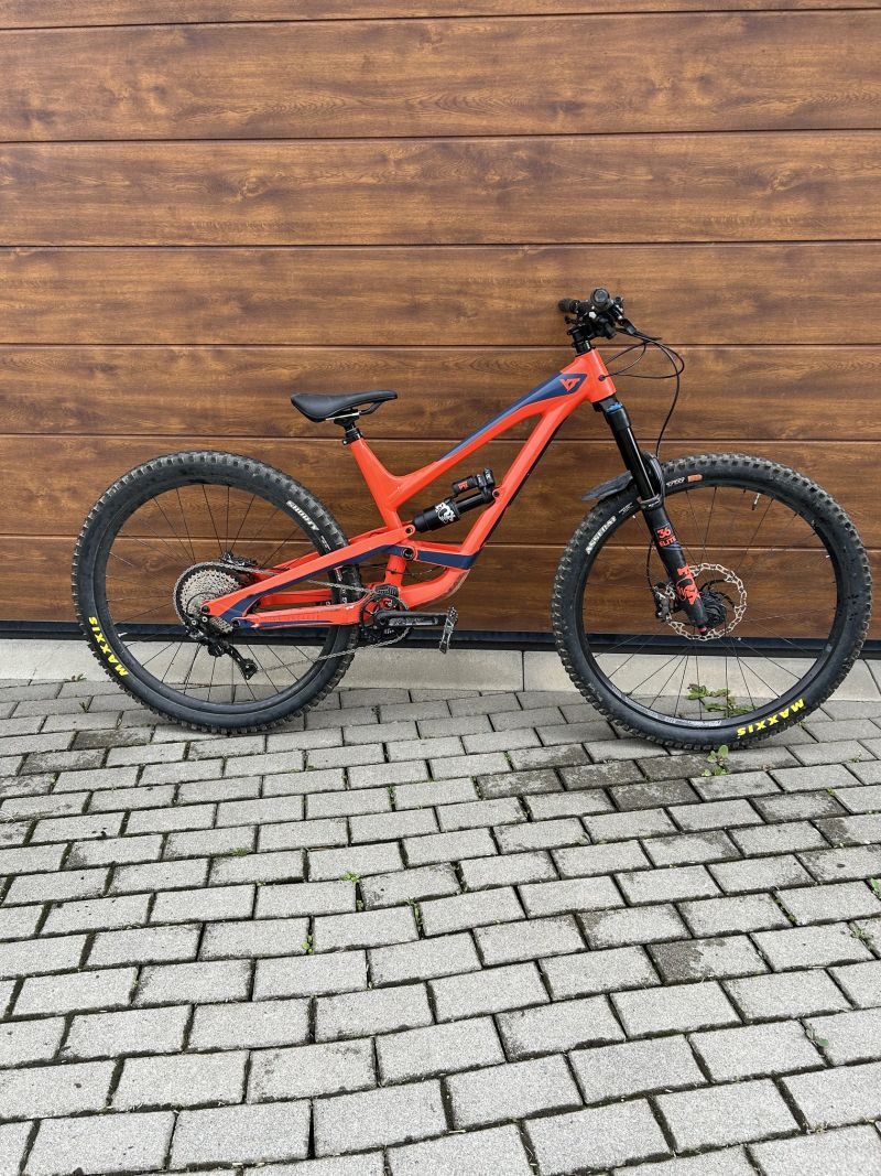 YT Capra AL 29 L