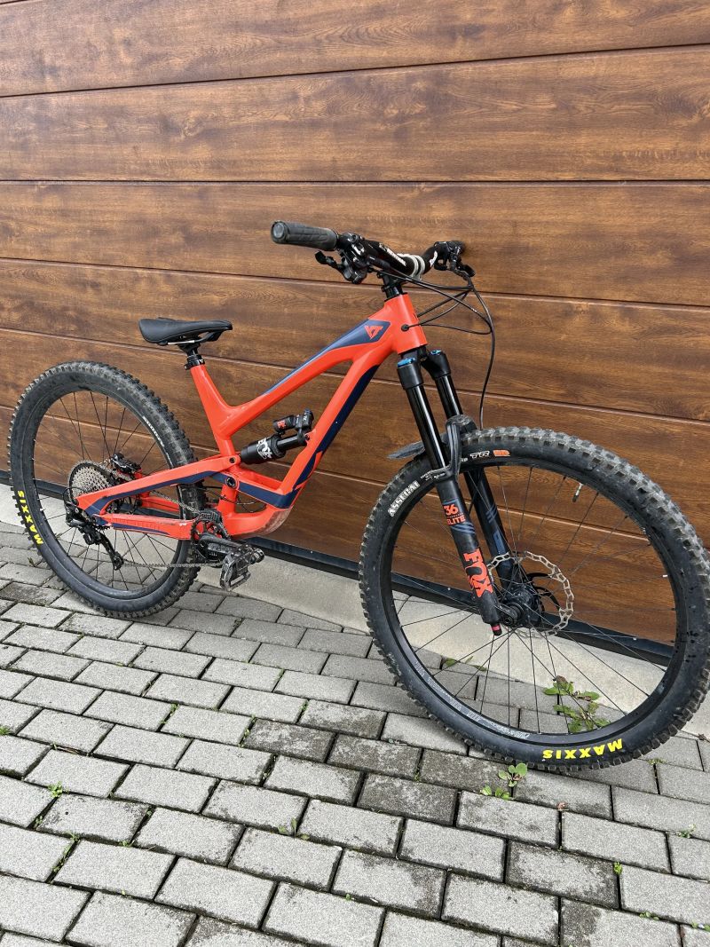 YT Capra AL 29 L