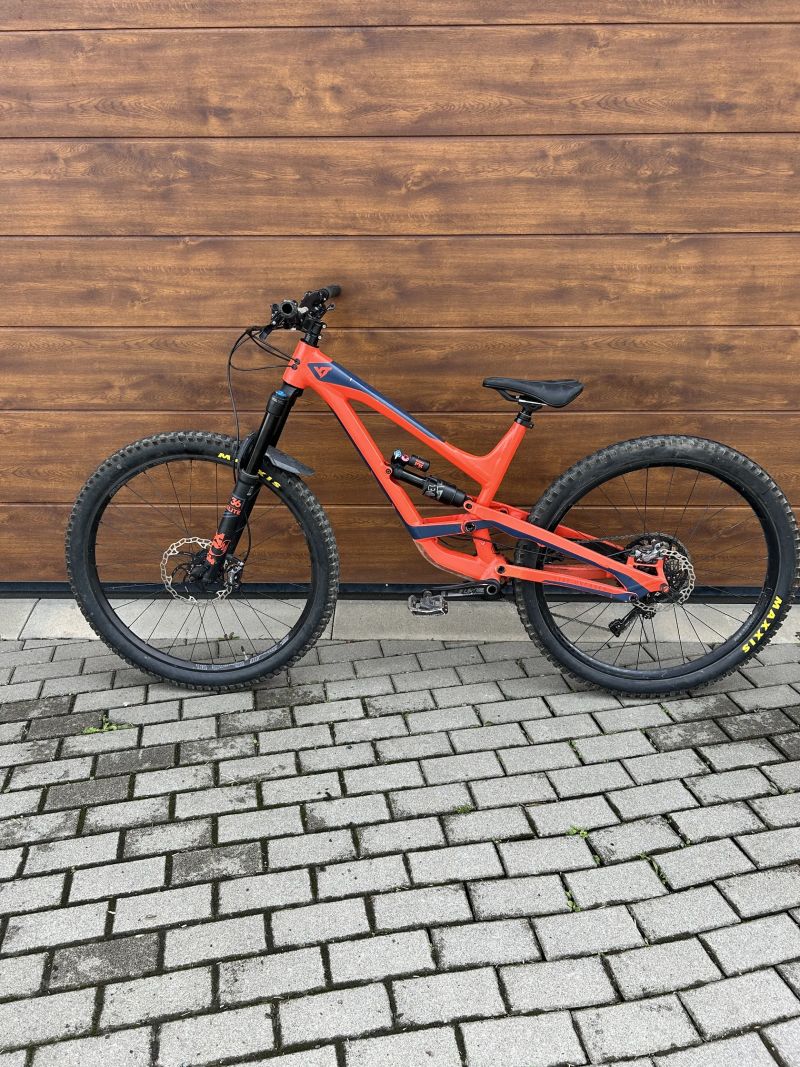 YT Capra AL 29 L