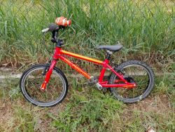 Islabikes Cnoc 16