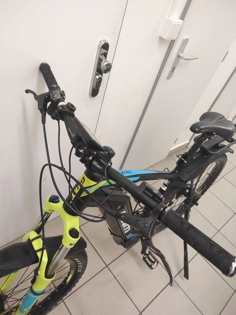 Elektrokolo Giant (M) 27.5