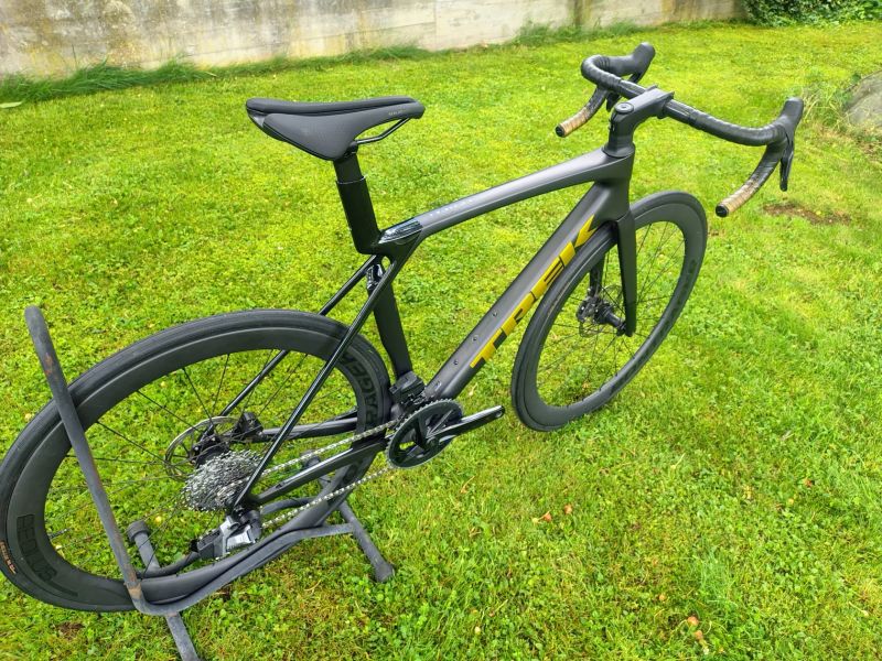 Trek Madone 8, SL6 AXS