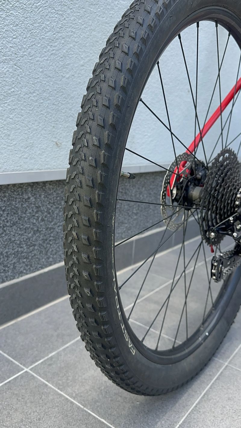 Horské kolo Specialized Chisel 29” , M
