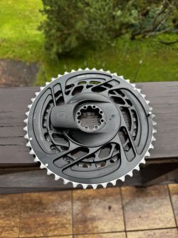 Quarq převodníky s měřičem výkonu