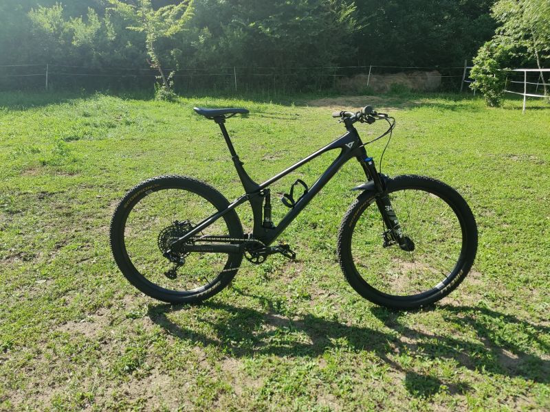 YT Industries Izzo Core 2