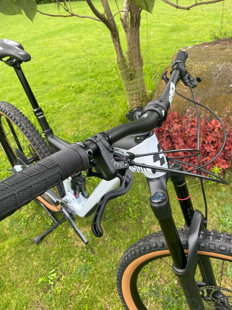 Cube Stereo 150 C:62 Race 29 vel. M
