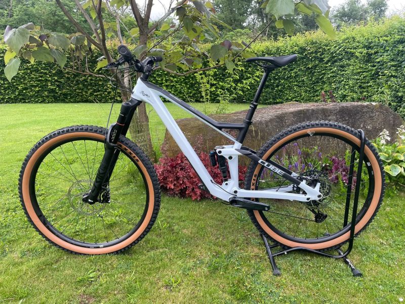 Cube Stereo 150 C:62 Race 29 vel. M