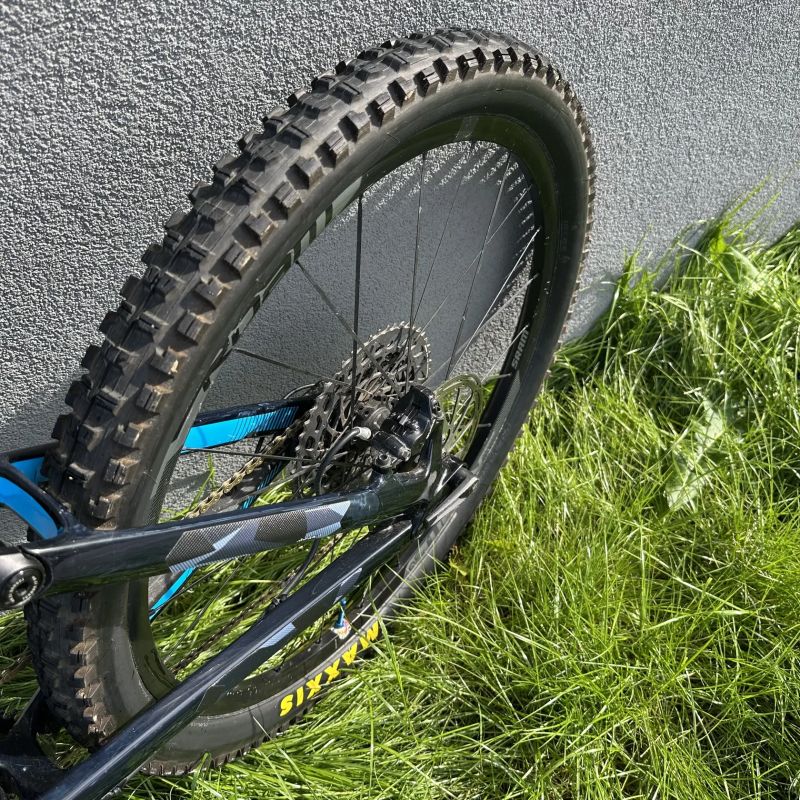 Canyon Spectral Carbon, vel. L, 27,5"