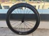 Zánovní DT Swiss GRC 1100 Dicut 50 (v záruce), Ořech Shimano + Sram XD, 600km, Conti GP5000 AS TR.