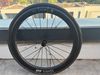 Zánovní DT Swiss GRC 1100 Dicut 50 (v záruce), Ořech Shimano + Sram XD, 600km, Conti GP5000 AS TR.