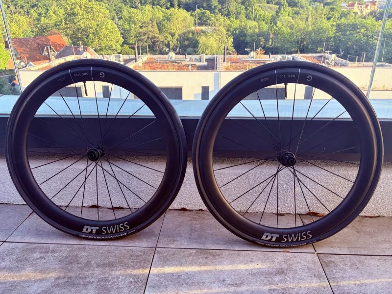 Zánovní DT Swiss GRC 1100 Dicut 50 (v záruce), Ořech Shimano + Sram XD, 600km, Conti GP5000 AS TR.