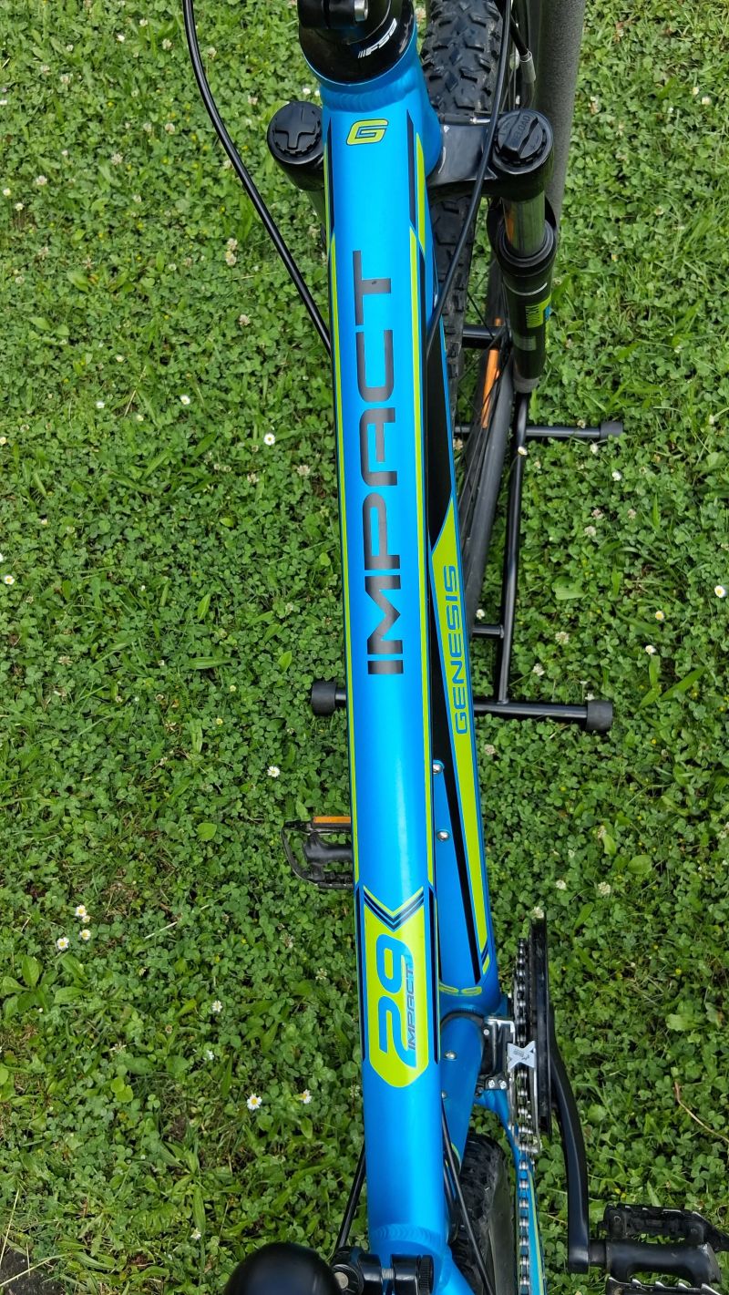 Horské kolo Genesis Impact 2.0 rám 17' / 29'kola