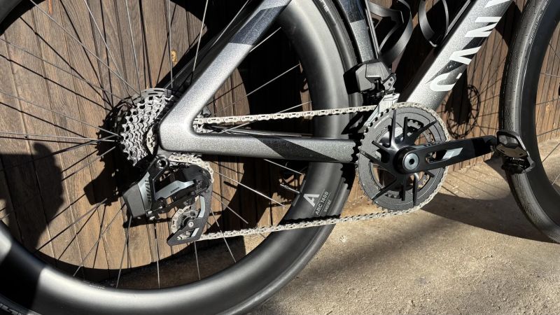 Canyon Aeroad CF SLX 7 AXS SPEED