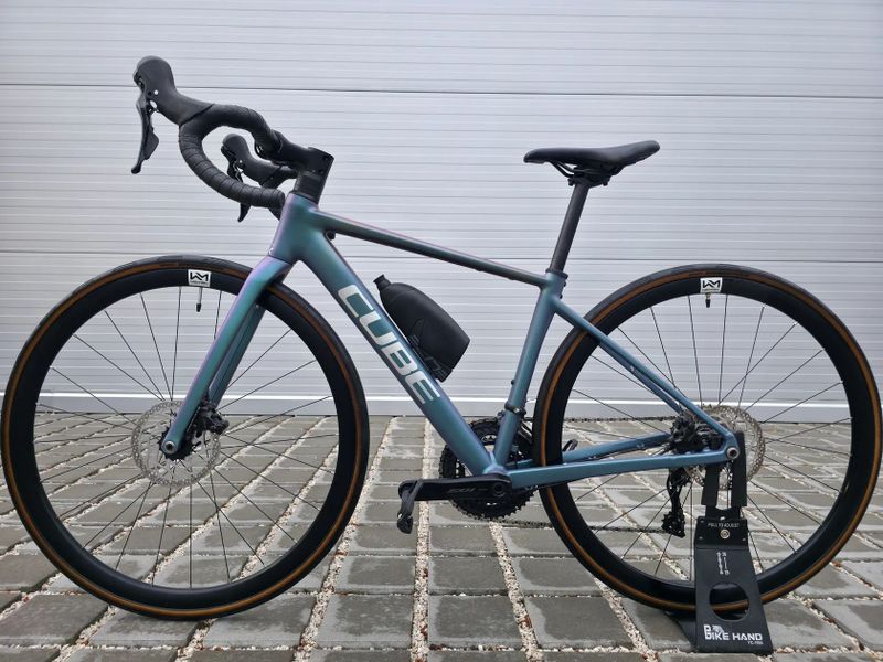 Silniční kolo Cube Attain SLX 105 2026 – velikost XS