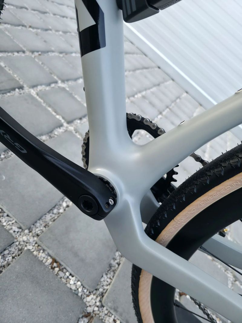 Gravel SAVA GRUS 2.0 2025 Carbon AXS 28" - velikost M