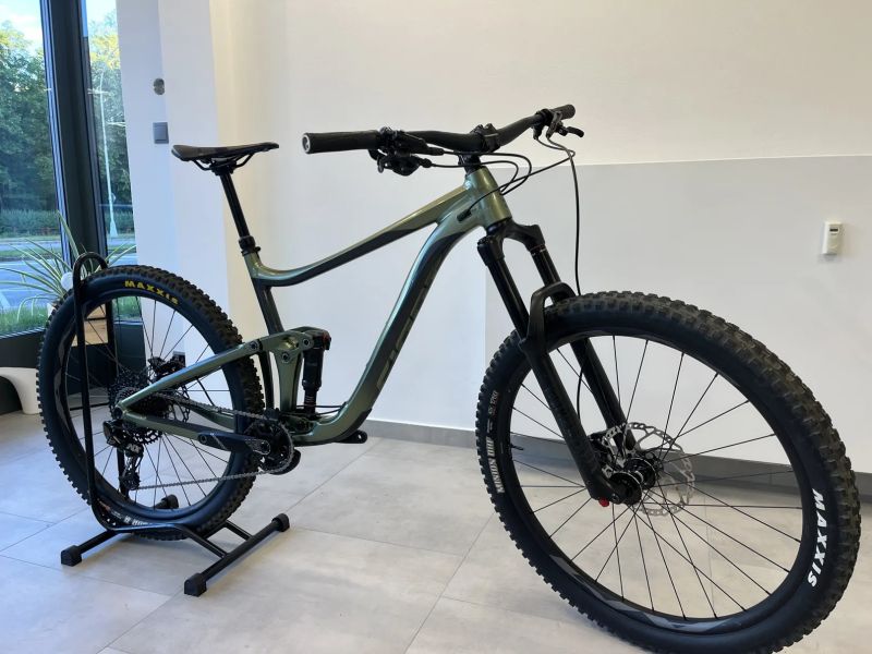 Giant Reign 29 2 L