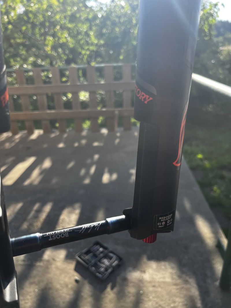 Fox Factory SC 32 - Kashima, zánovní, 29” boost 