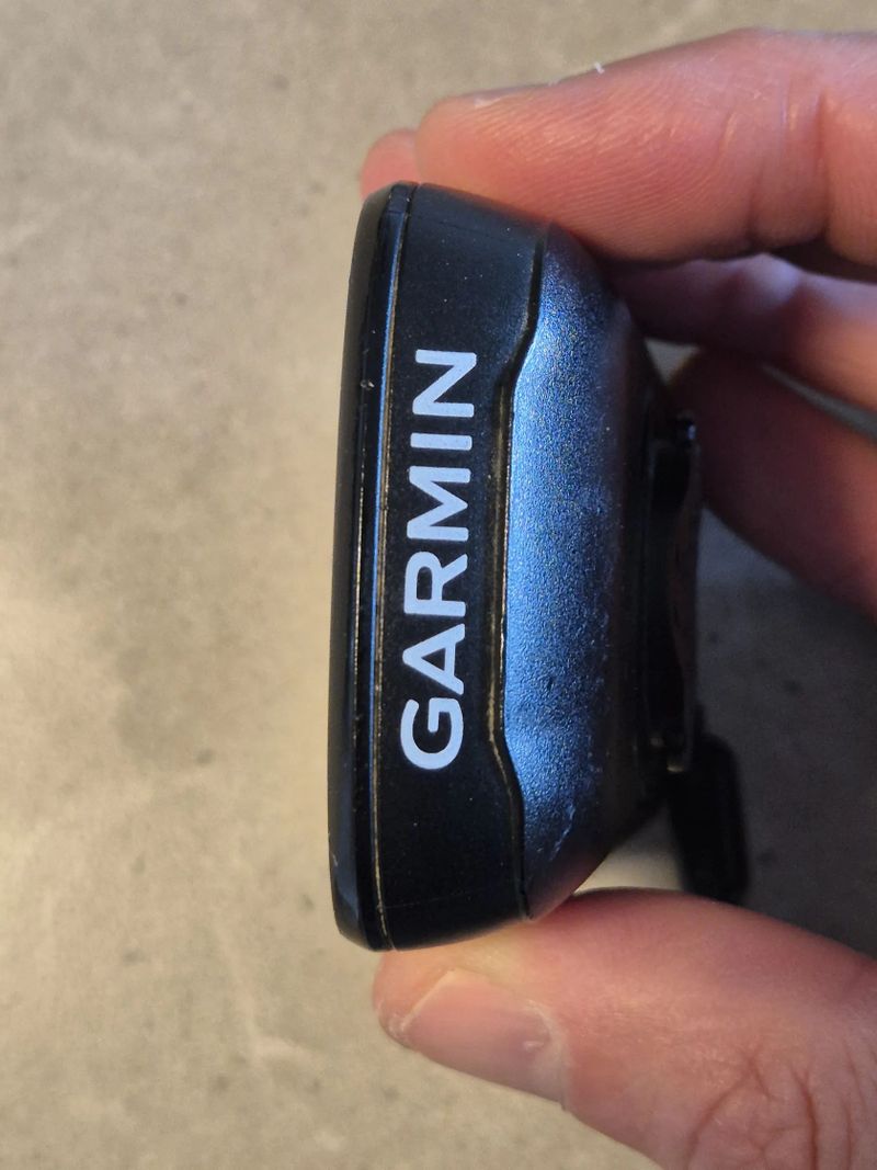Garmin Edge 830 + kadence senzor