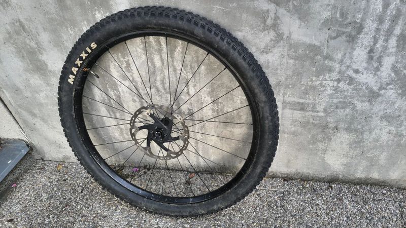 Syncros komplet přední kolo 29" boost + Maxxis Rekon 2,6"