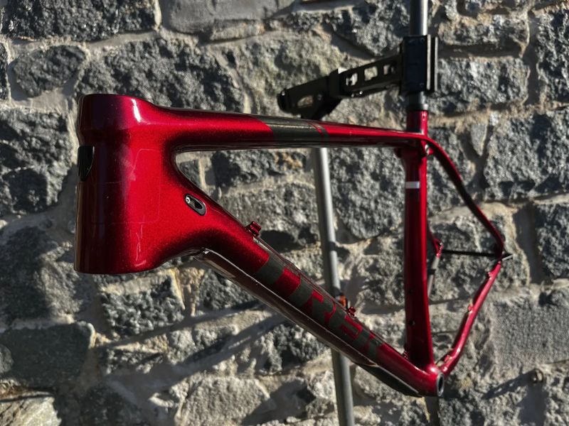 Trek Procaliber 9.7 XL - karbonový rám 