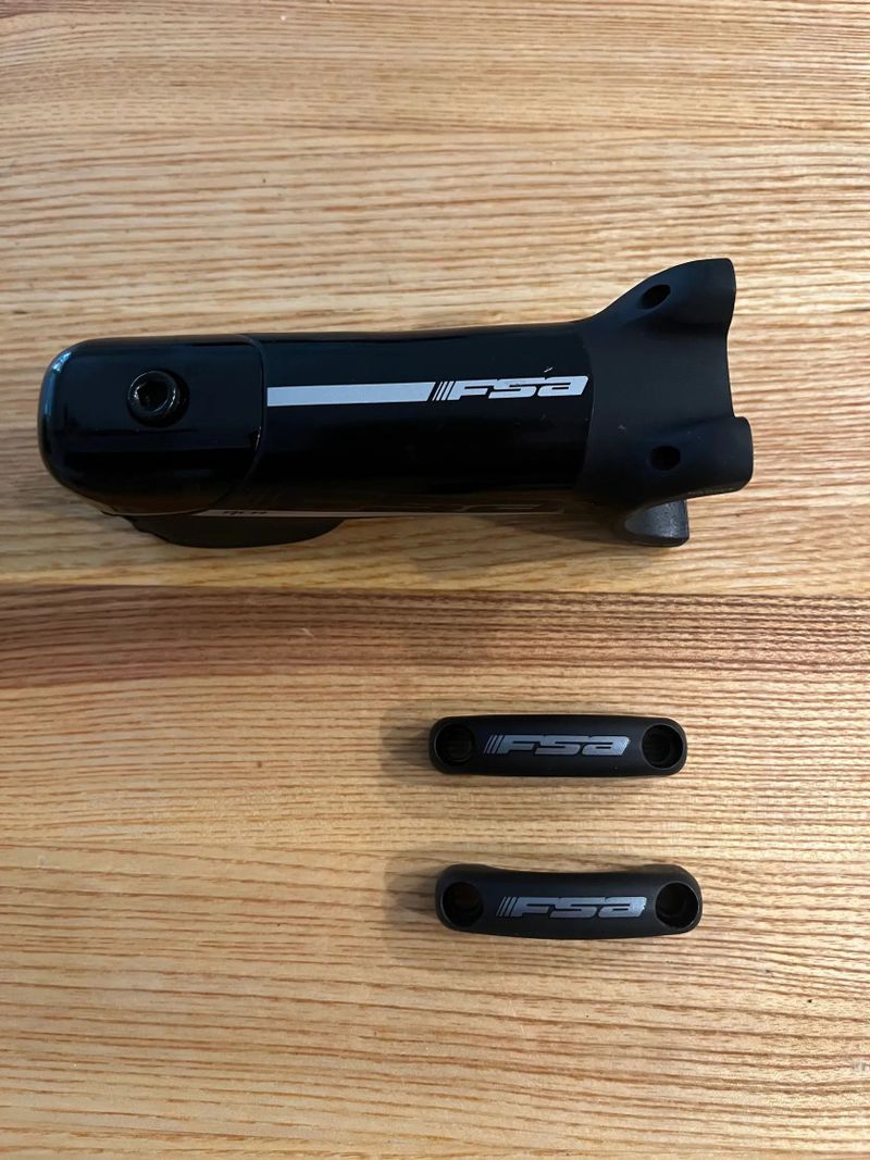 karbonová silniční řídítka FSA SL-K UD Carbon Compact 440mm včetně představce FSA