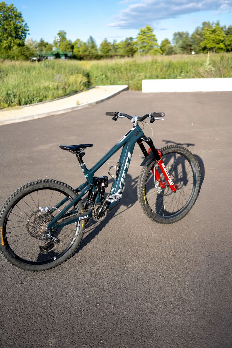 Yeti MTE 160 – rámová sada – Midnight | velikost M
