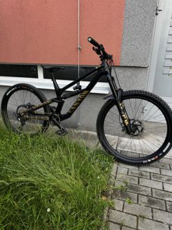 Canyon Torque CF8 Mullet