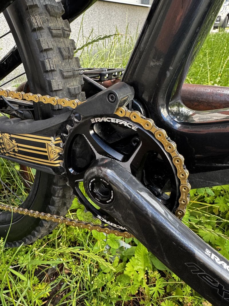Canyon Torque CF8 Mullet