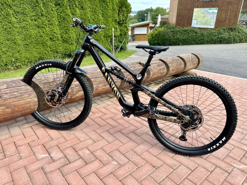 Canyon Torque CF8 Mullet