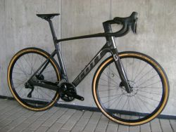 Scott Addict RC eRIDE 20 Di2 (vel. L - 56cm)