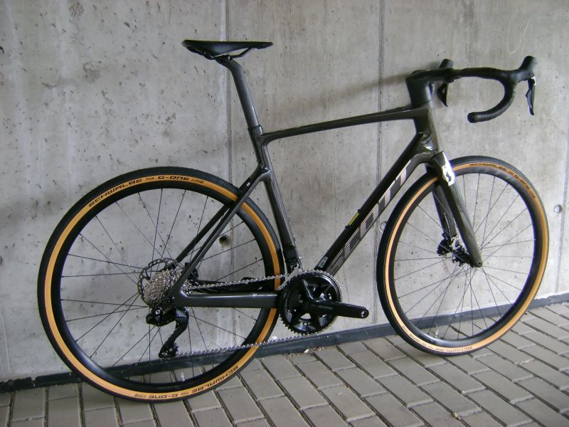 Scott Addict RC eRIDE 20 Di2 (vel. L - 56cm)