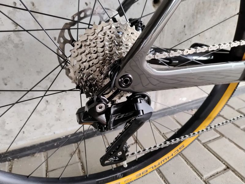Scott Addict RC eRIDE 20 Di2 (vel. L - 56cm)