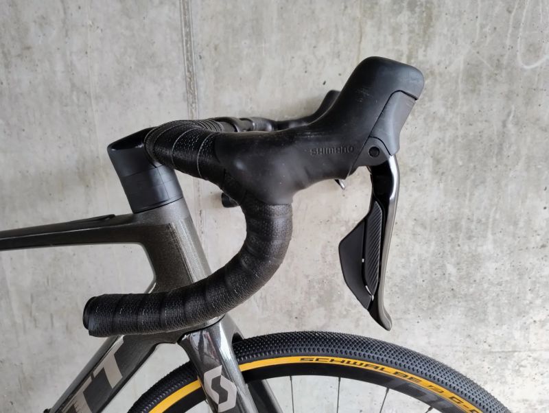Scott Addict RC eRIDE 20 Di2 (vel. L - 56cm)