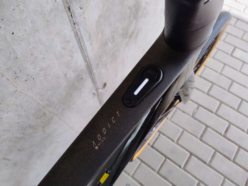 Scott Addict RC eRIDE 20 Di2 (vel. L - 56cm)