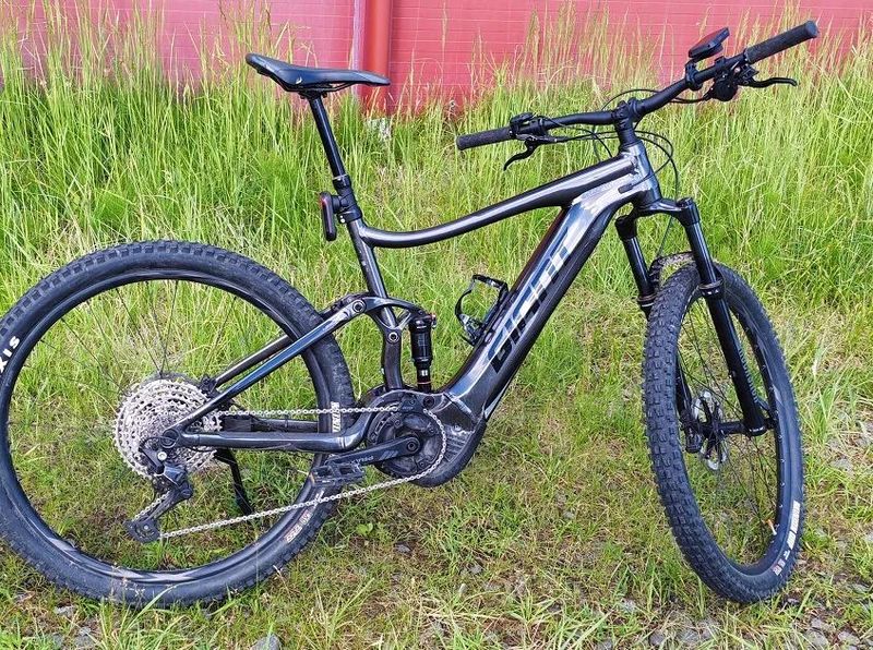 Giant Stance E+ 1 Pro 29