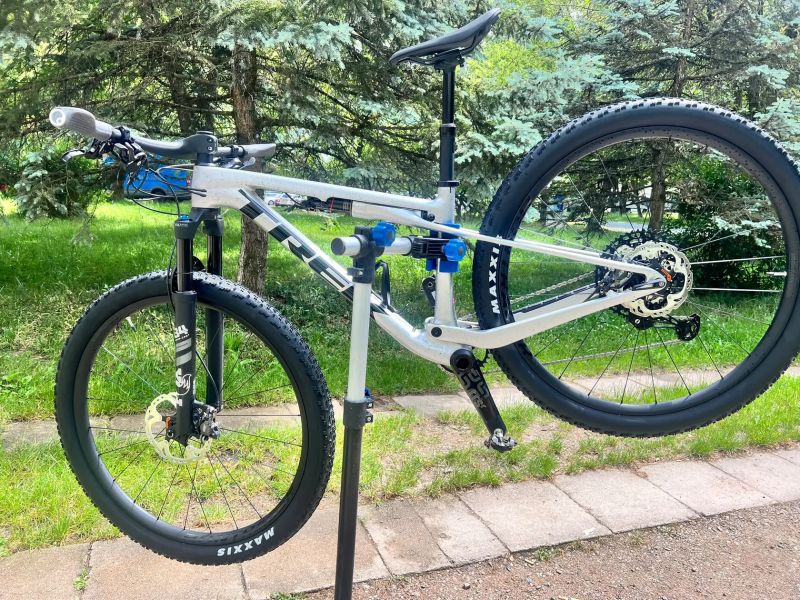 Trek Supercaliber SLR 9.8 XT Gen 2 (2025) vel. S nové