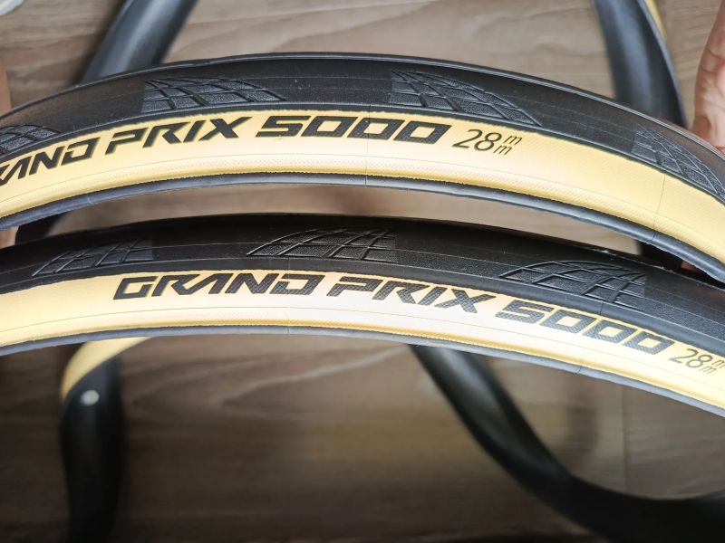 Continental Grand Prix 5000 kevlar-cream