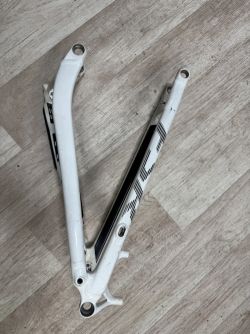 Zadní stavba Specialized Epic 2014-17