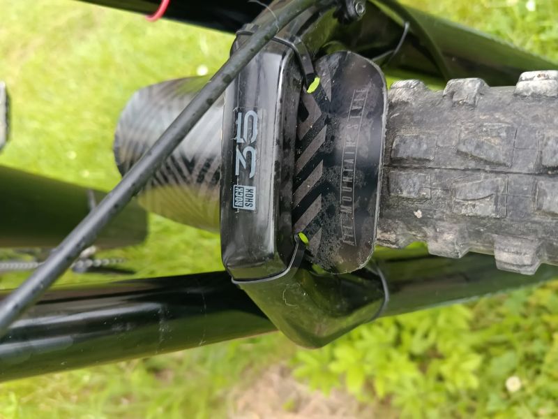 GT Sensor Carbon Elite
